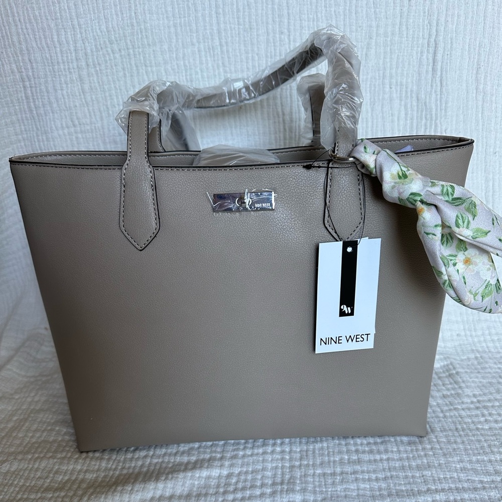 NINE WEST HARMON TOTE HANDBAG - PUMICE